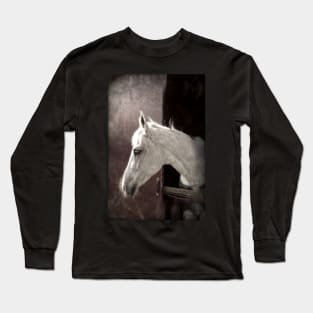 White Horse, portrait Long Sleeve T-Shirt